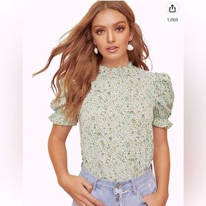 Green Floral Ruffle Sleeve Blouse size XL